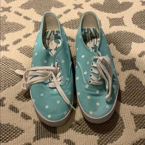 payless ladies sneakers